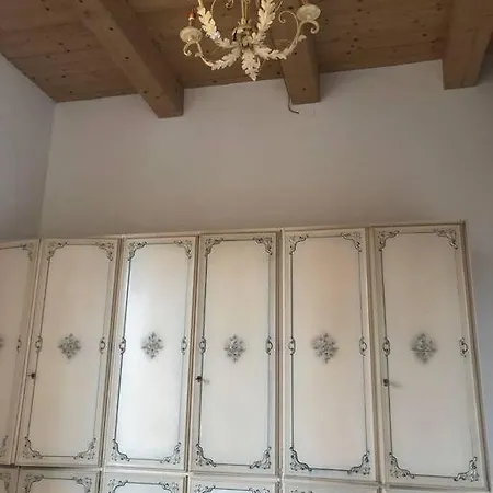 Palazzo Piazza Centrale Apartment *
